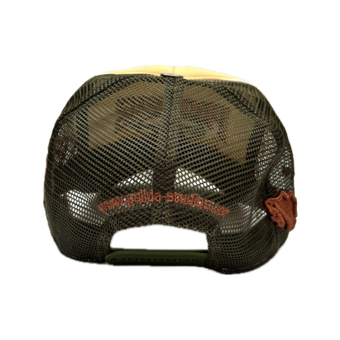 pālida® - PROTEGE™ trucker hat