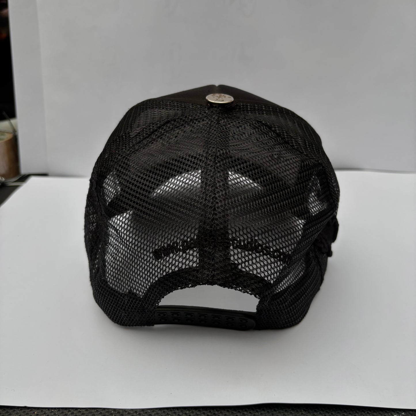 pālida® - SELF DeFENSE™ trucker hat