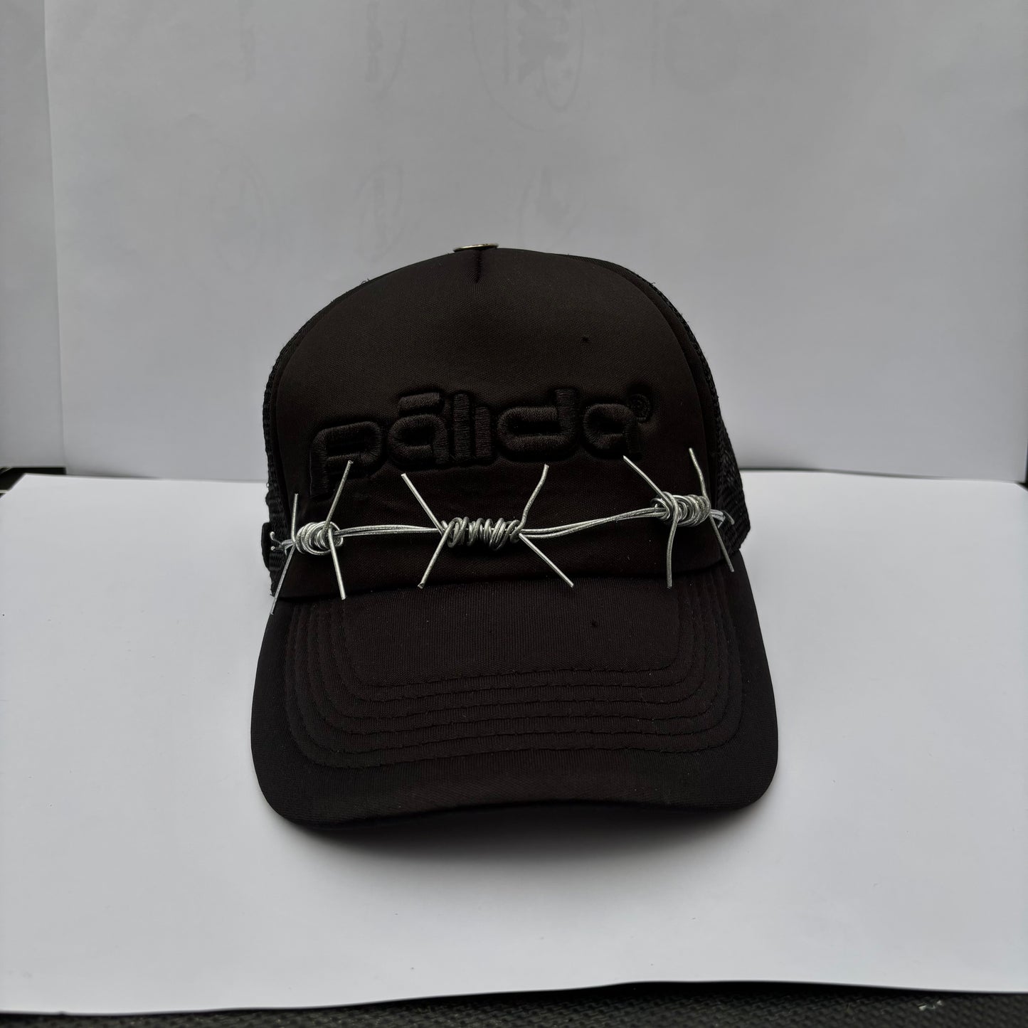 pālida® - SELF DeFENSE™ trucker hat