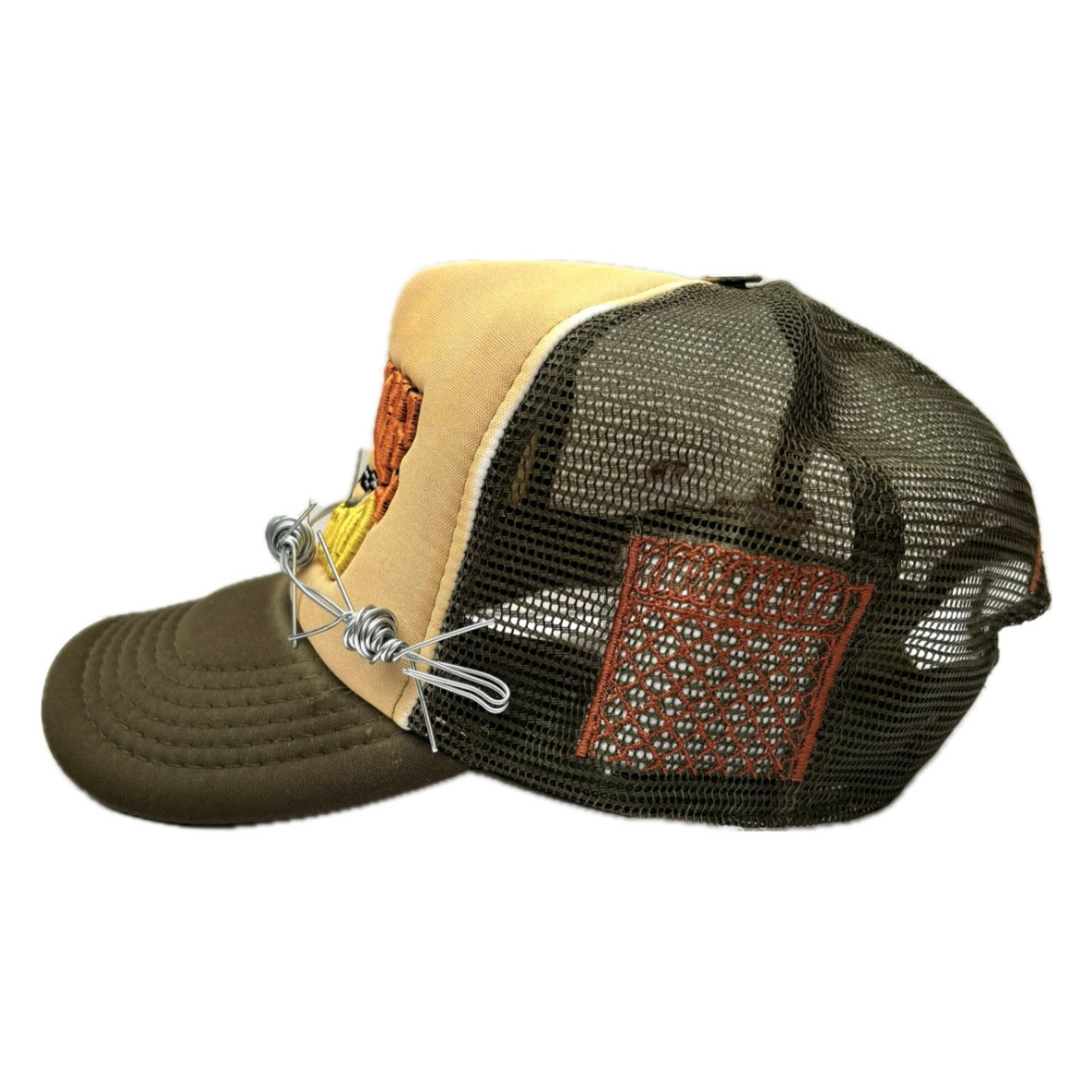 pālida® - PROTEGE™ trucker hat