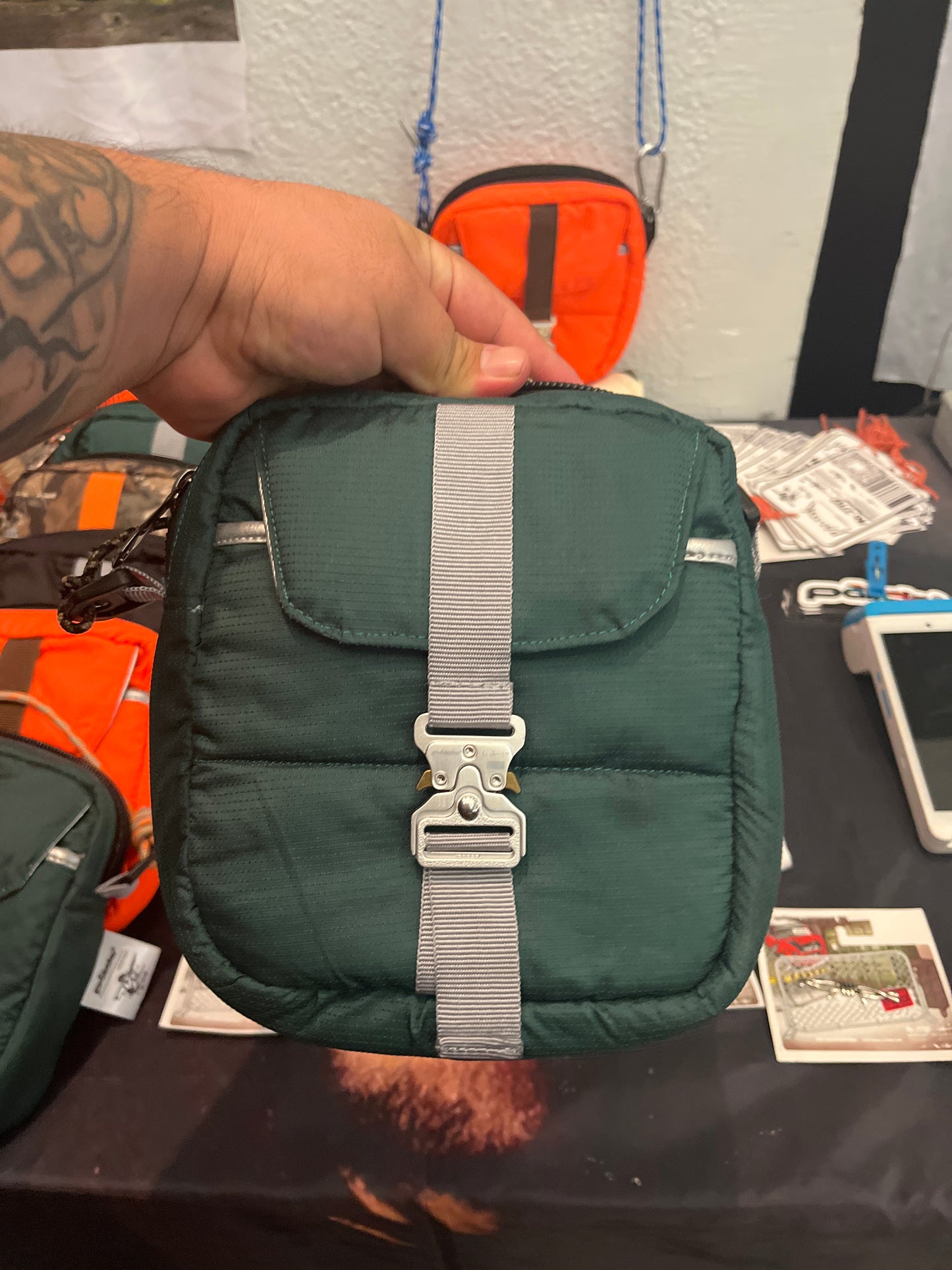 pālida® - "HIKING" SHOULDeR BAG™