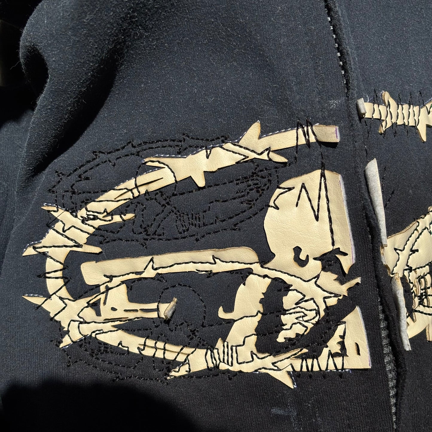 pālida® - FUERZā Hoodie  OBSīDIANA™