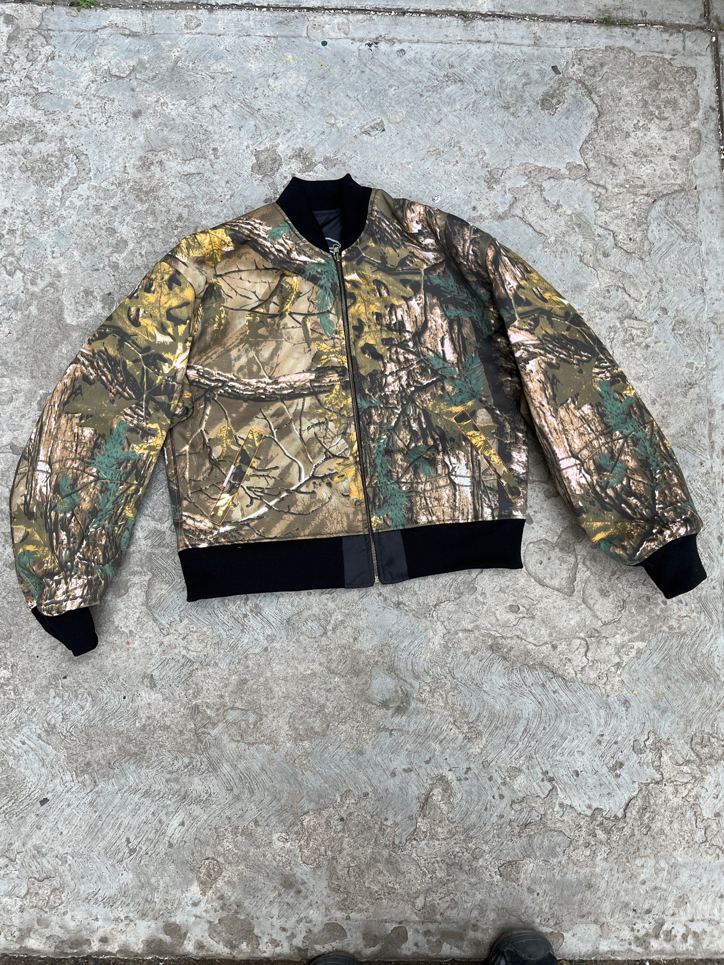 pālida® - SKELETōN bomber jacket™