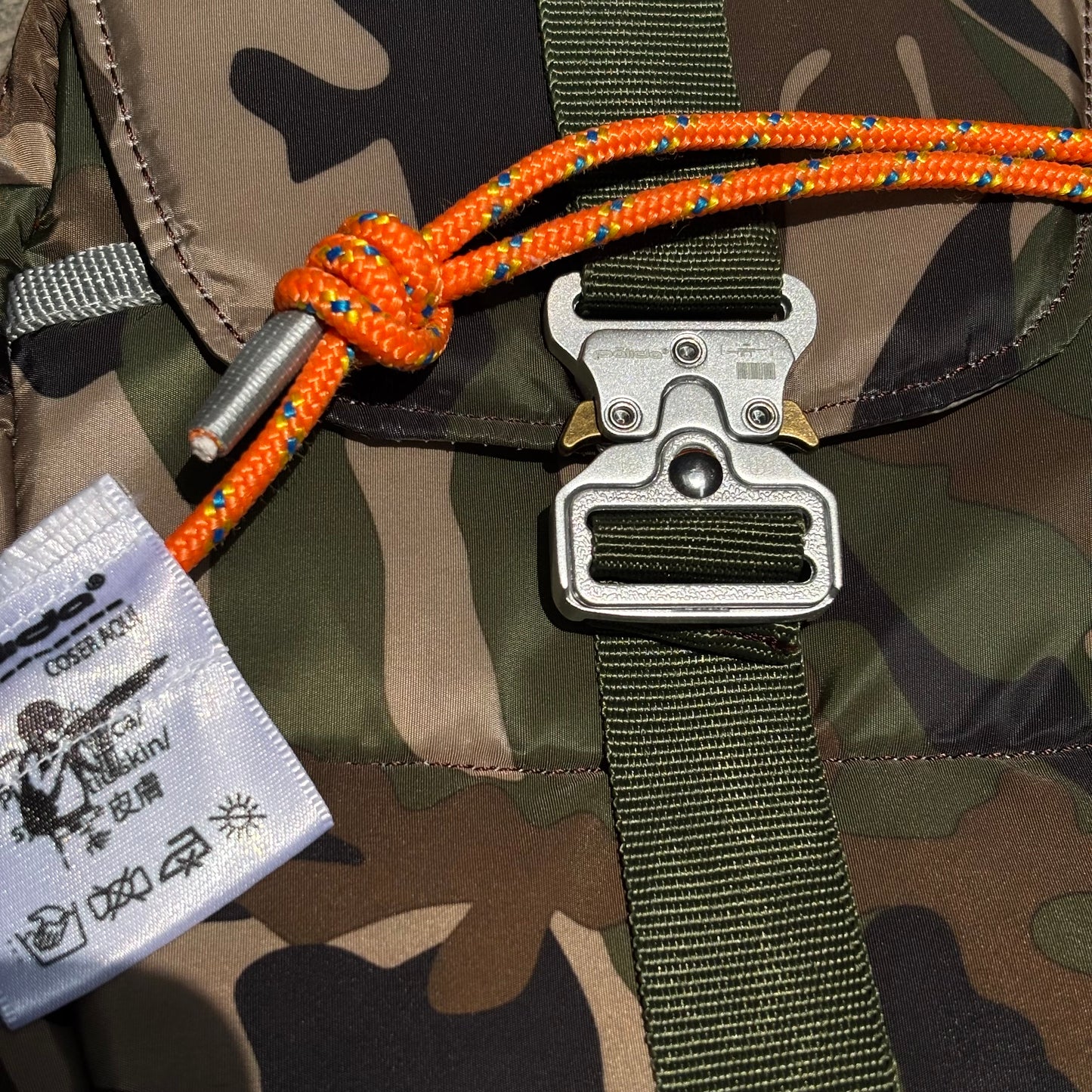 pālida® -LEALTāD Shoulder_bag_camo™