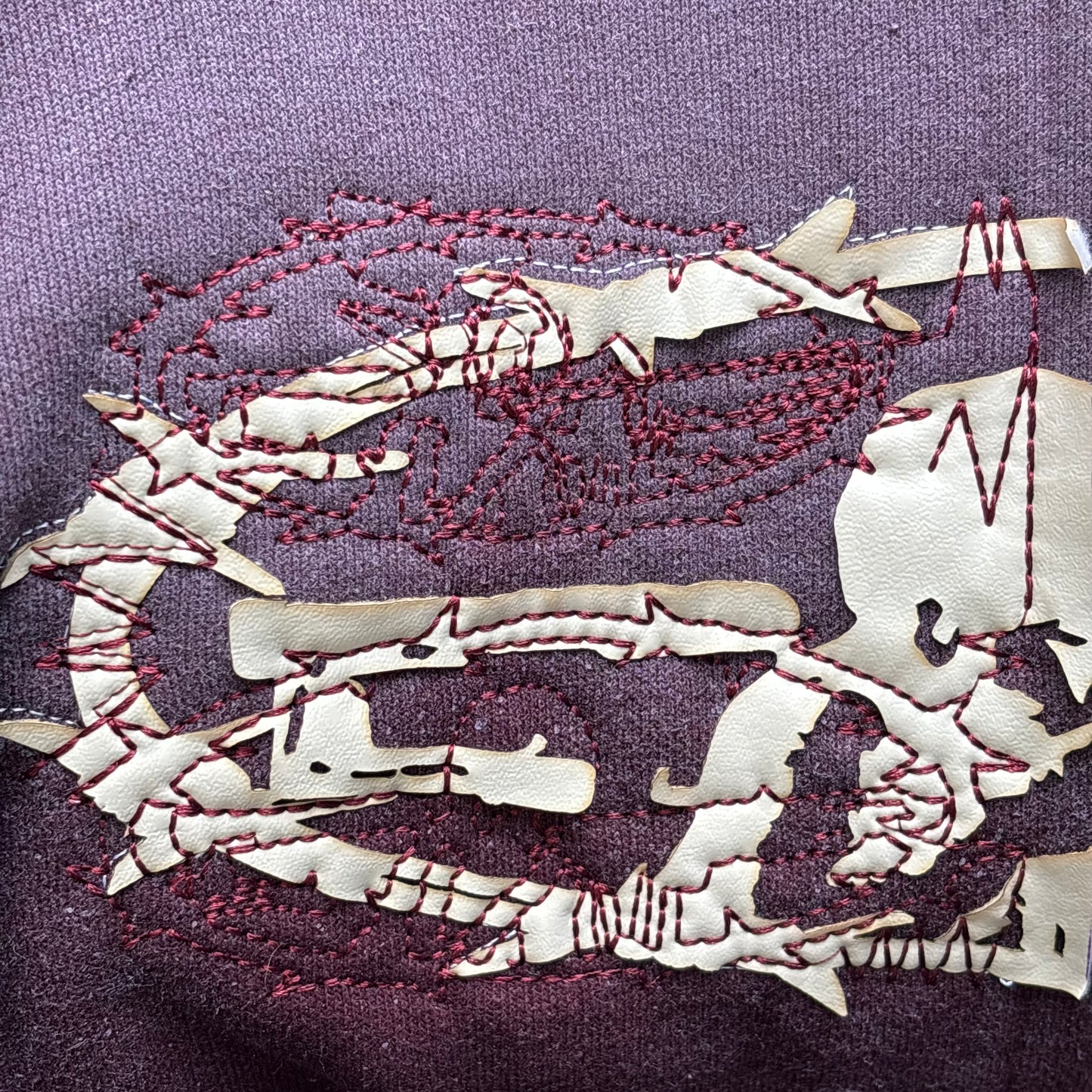 pālida® - FUERZā Hoodie_vino™