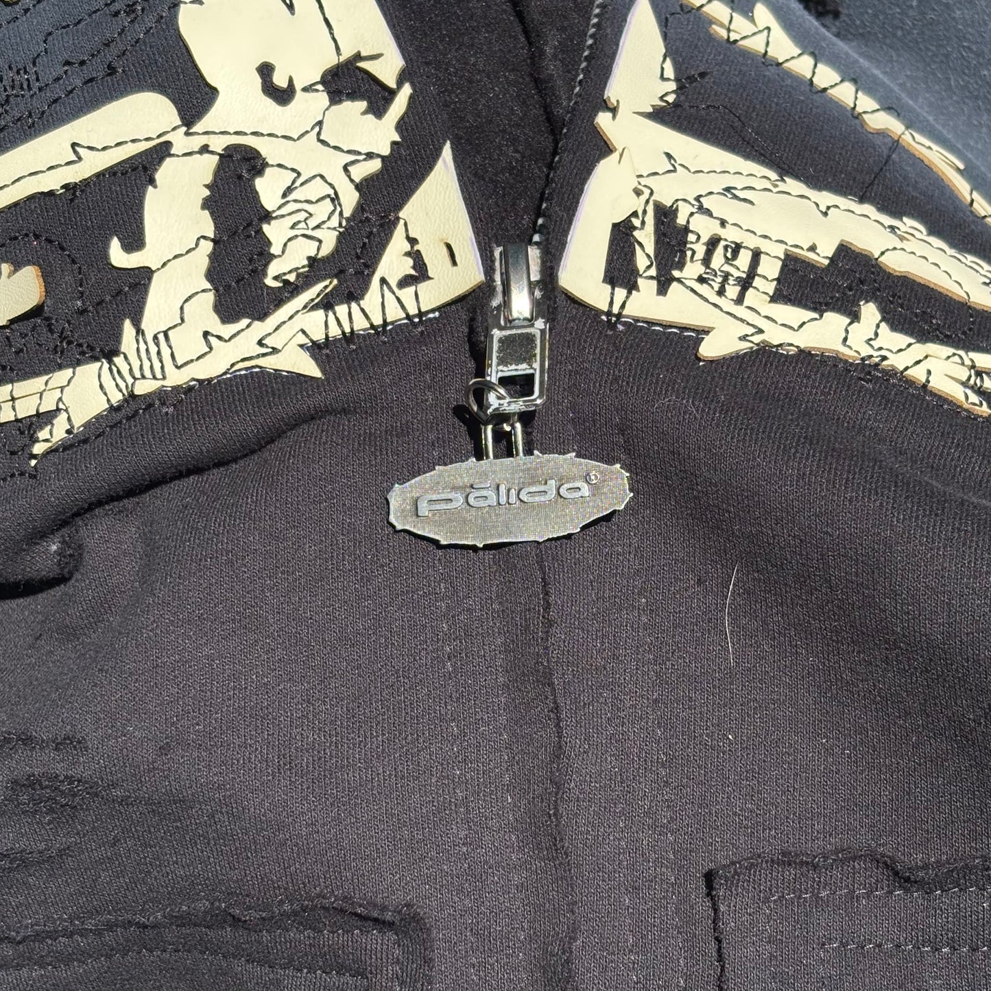 pālida® - FUERZā Hoodie  OBSīDIANA™