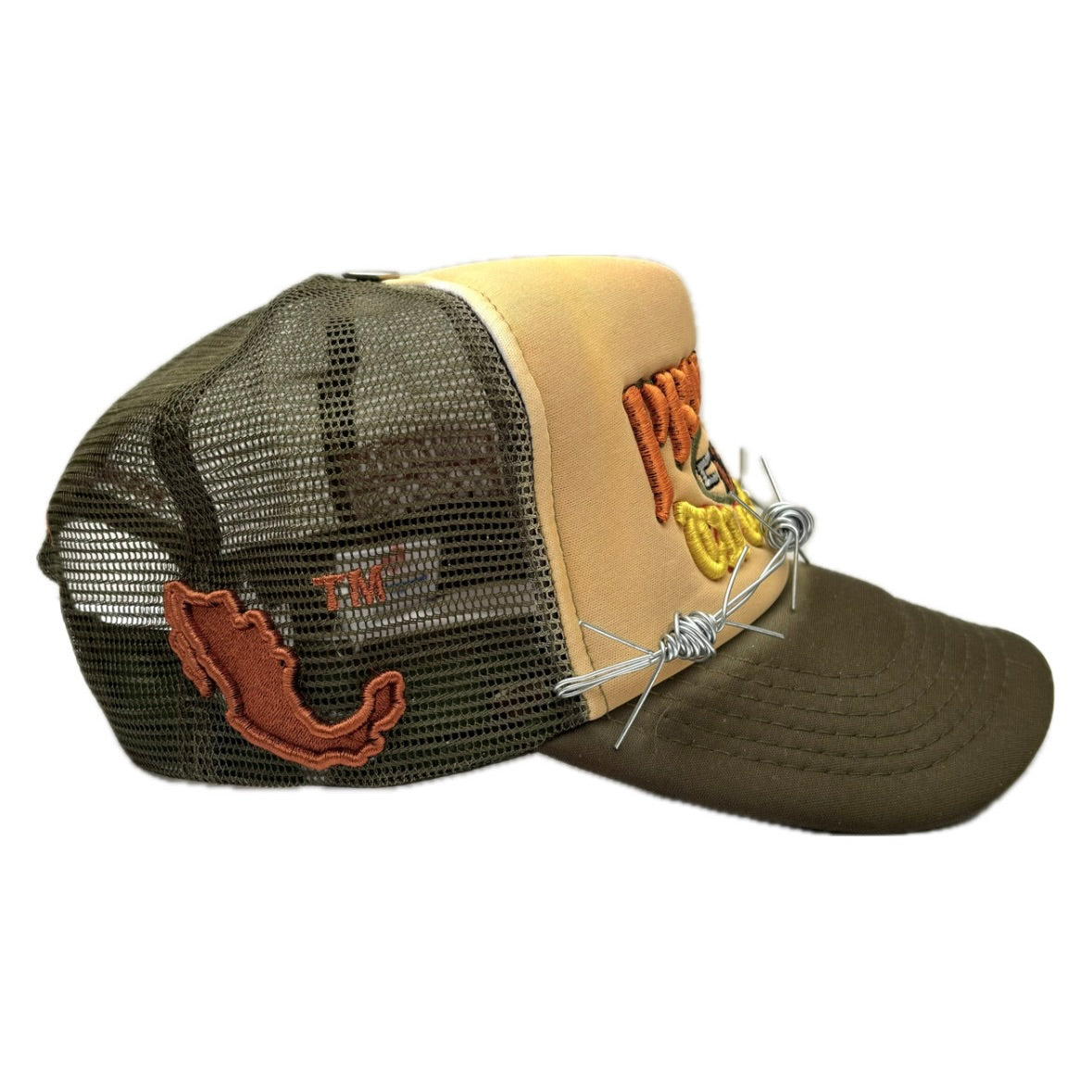 pālida® - PROTEGE™ trucker hat