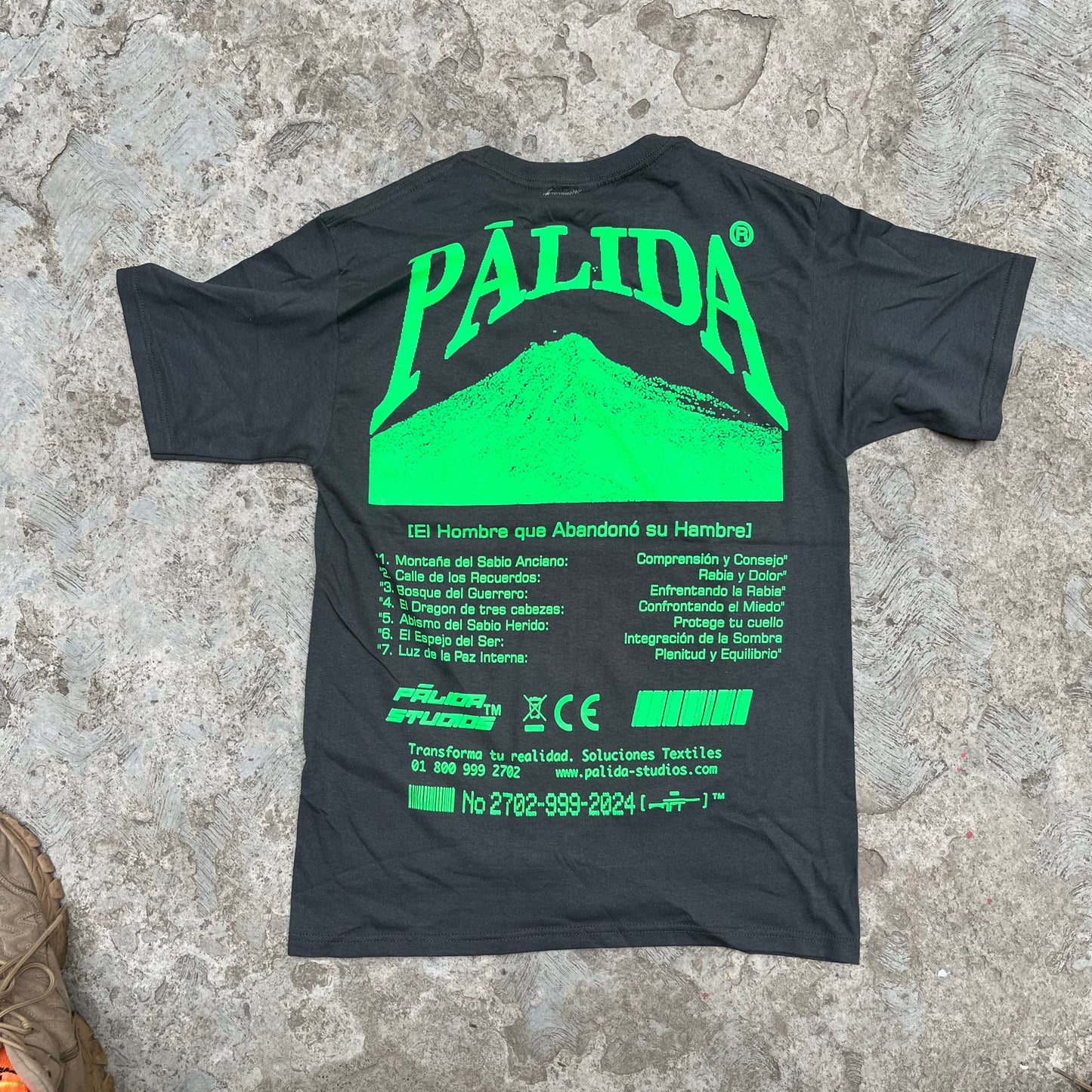 pālida® - “VẽRMER" tee