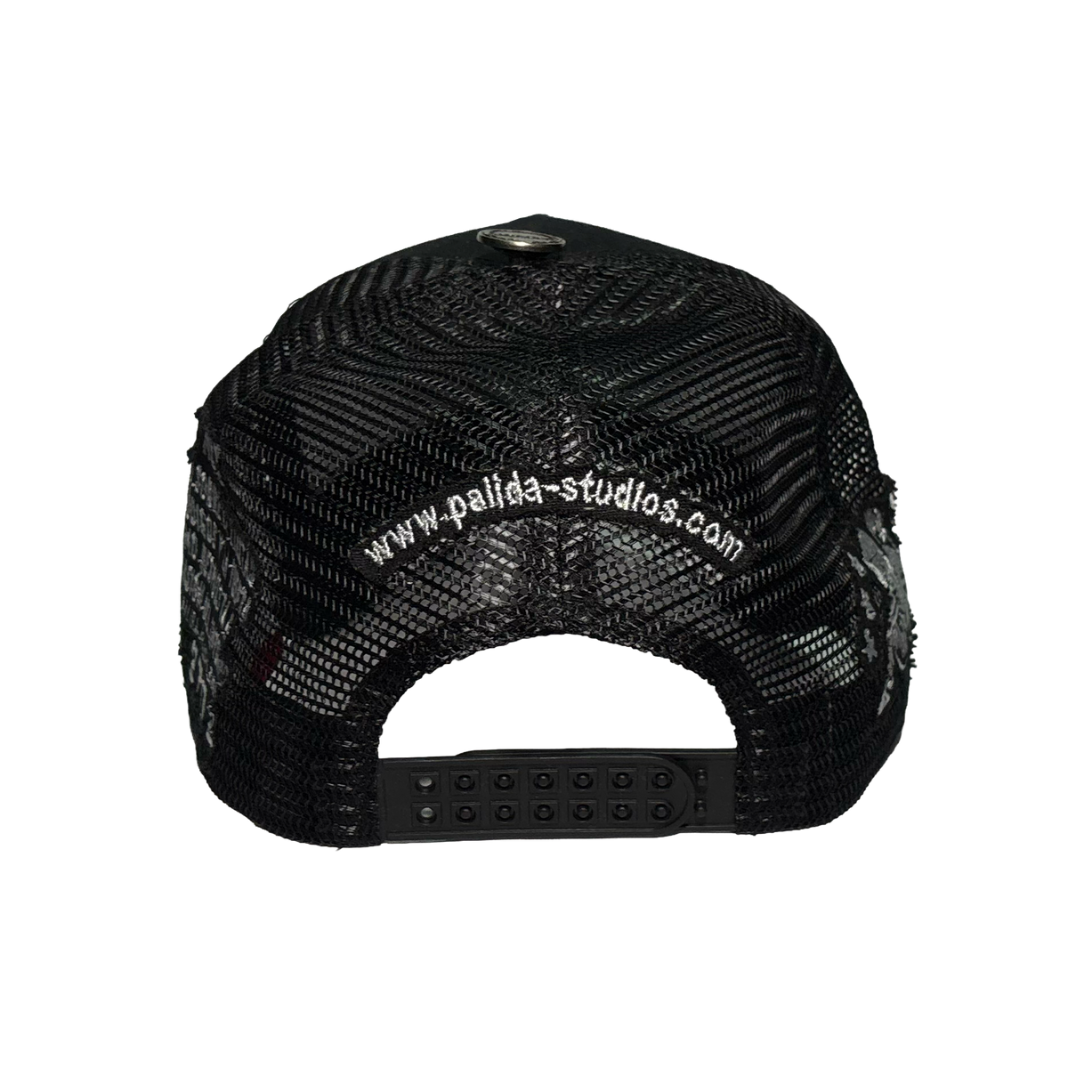 pālida® - P™ trucker hat